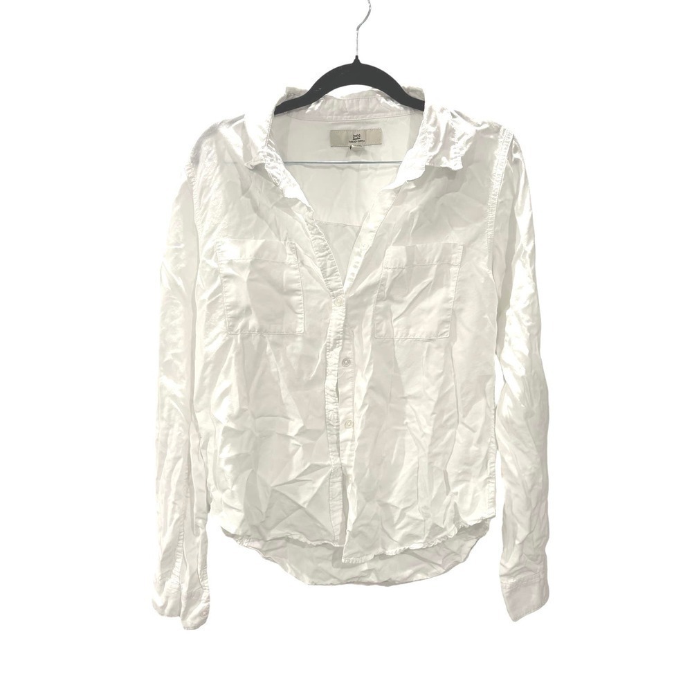 Thread + Supply Button Up Size L - image 1